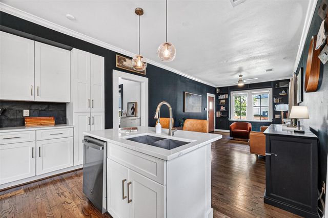 904 Arlington Street, Houston, TX 77008