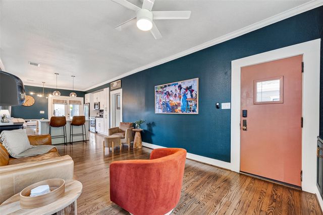 904 Arlington Street, Houston, TX 77008