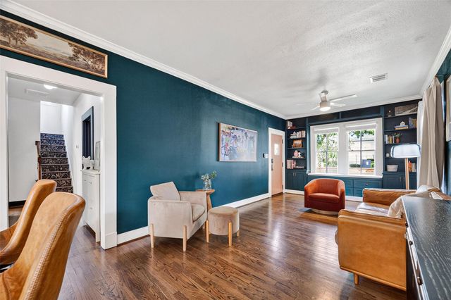 904 Arlington Street, Houston, TX 77008