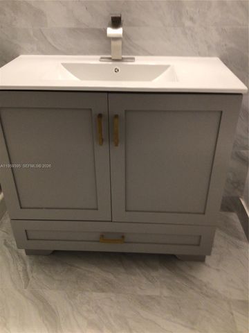 10357 NW 8th St 105, Pembroke Pines, FL 33026