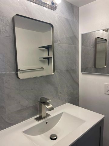 10357 NW 8th St 105, Pembroke Pines, FL 33026