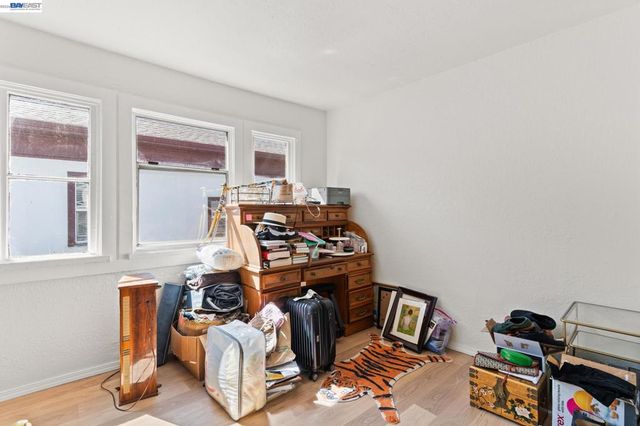 3856 West St, Oakland, CA 94608