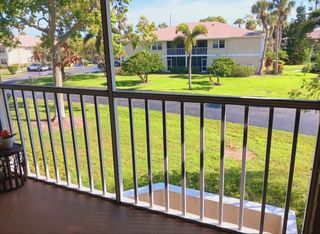 1537 SE Royal Green Circle E #202, Port St Lucie, FL 34952