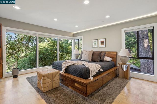 3345 Ridge Rd, Lafayette, CA 94549