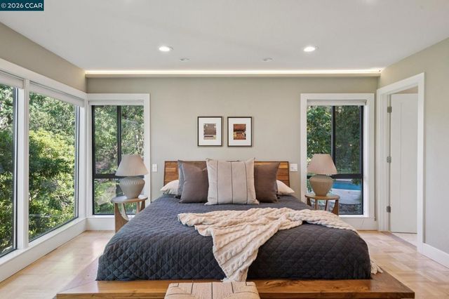 3345 Ridge Rd, Lafayette, CA 94549