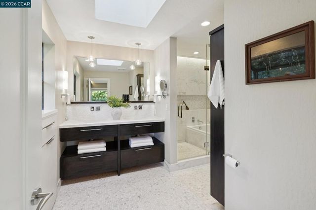 3345 Ridge Rd, Lafayette, CA 94549