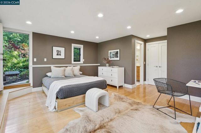 3345 Ridge Rd, Lafayette, CA 94549