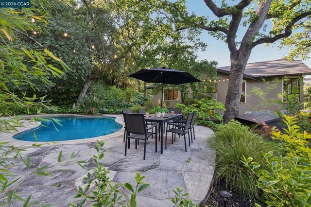 3345 Ridge Rd, Lafayette, CA 94549