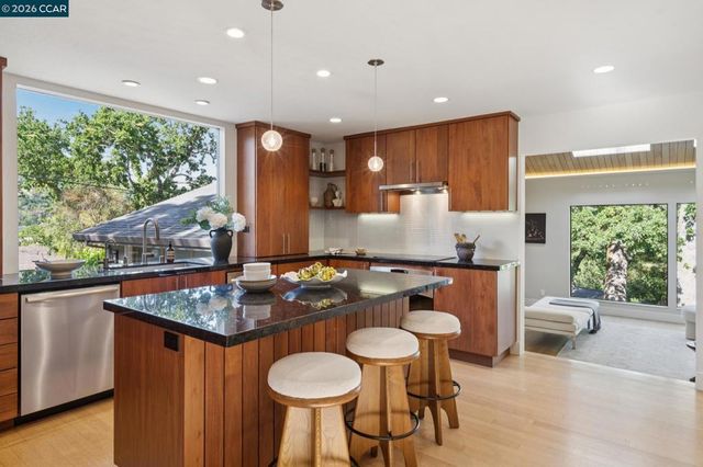 3345 Ridge Rd, Lafayette, CA 94549