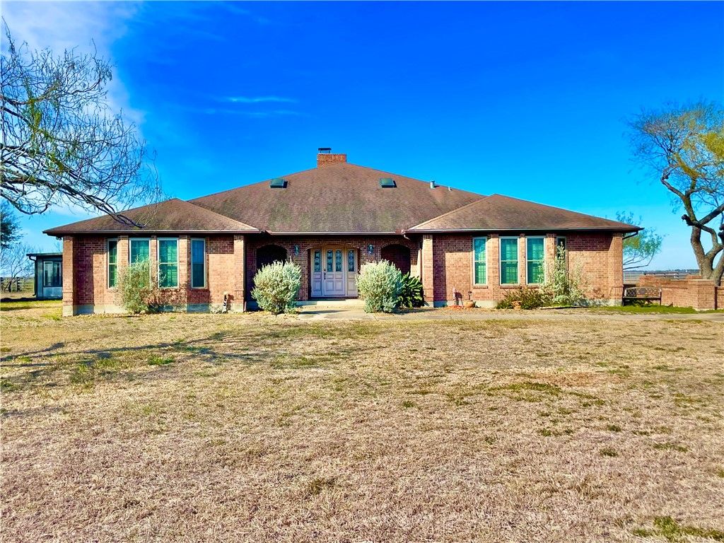 2063 Fm 892, Robstown, TX 78380