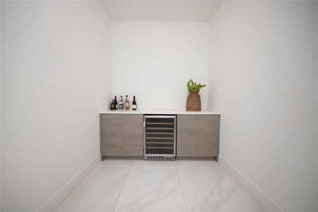 16629 N Botaniko Drive, Fort Lauderdale, FL 33326