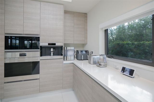 16629 N Botaniko Drive, Fort Lauderdale, FL 33326