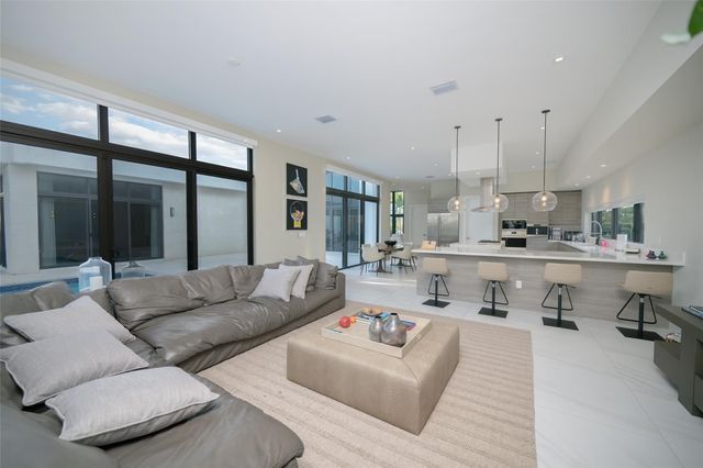 16629 N Botaniko Drive, Fort Lauderdale, FL 33326