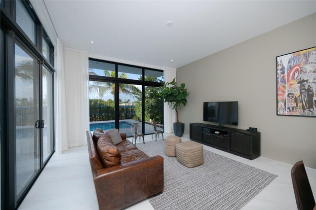 16629 N Botaniko Drive, Fort Lauderdale, FL 33326