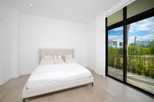 16629 N Botaniko Drive, Fort Lauderdale, FL 33326