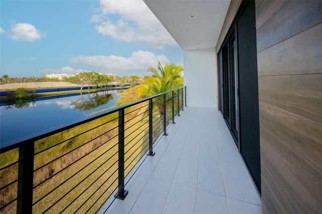 16629 N Botaniko Drive, Fort Lauderdale, FL 33326