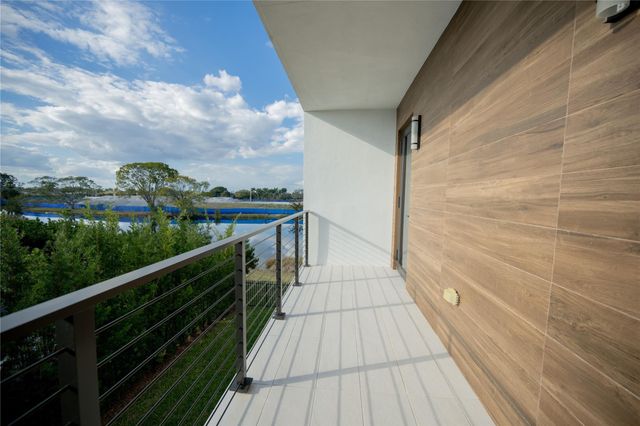 16629 N Botaniko Drive, Fort Lauderdale, FL 33326