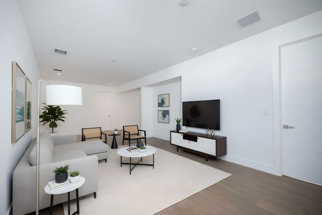 16629 N Botaniko Drive, Fort Lauderdale, FL 33326