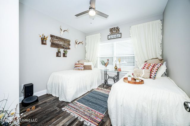 615 Plum Street, Ocean Springs, MS 39564