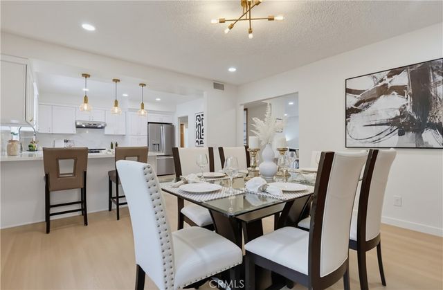 728 E Kensington Road, Los Angeles, CA 90026