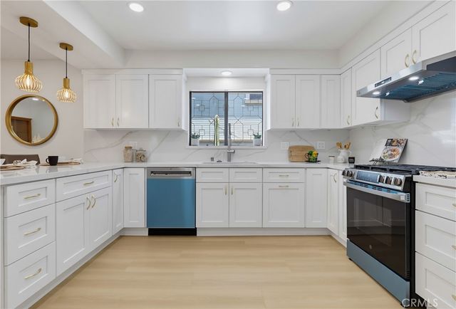 728 E Kensington Road, Los Angeles, CA 90026
