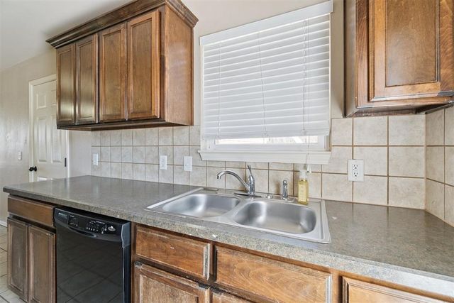 9524 SW 25th Street, Oklahoma City, OK 73128