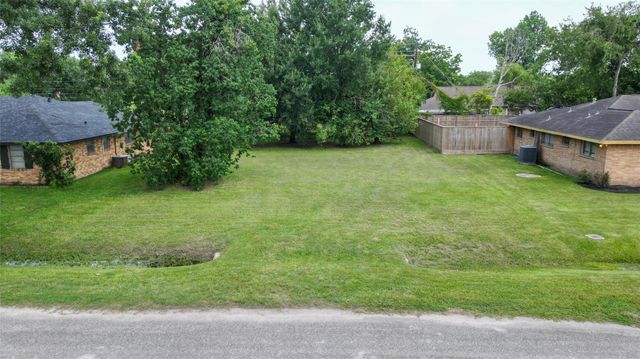 7602 Echo Brook Drive, Houston, TX 77037