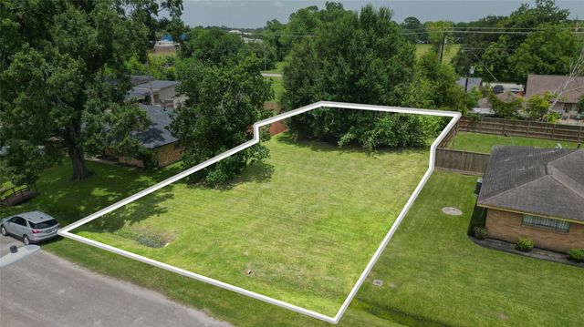 7602 Echo Brook Drive, Houston, TX 77037