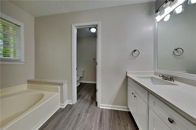 2210 Grayfield Drive, Grayson, GA 30017