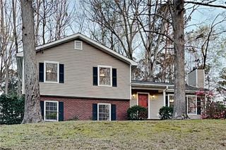 2210 Grayfield Drive, Grayson, GA 30017