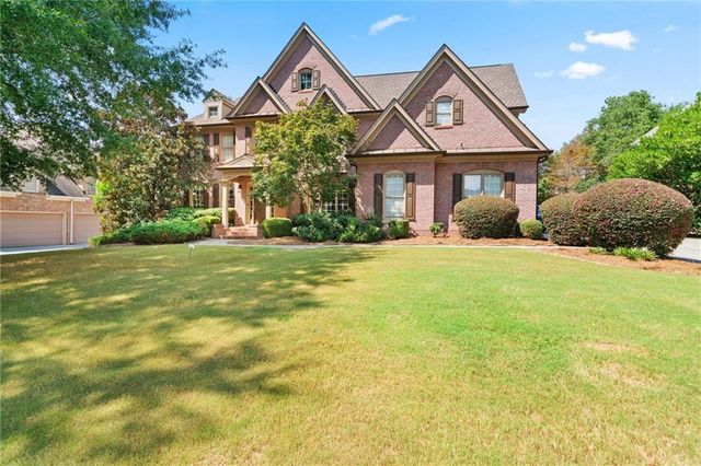 543 Grassmeade Way, Snellville, GA 30078