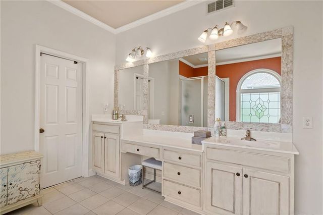 543 Grassmeade Way, Snellville, GA 30078