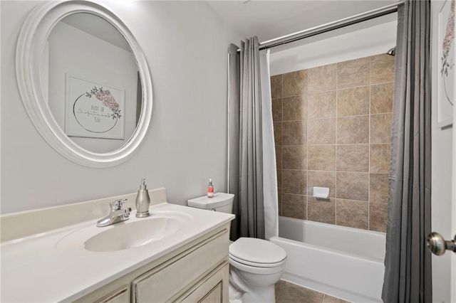 543 Grassmeade Way, Snellville, GA 30078