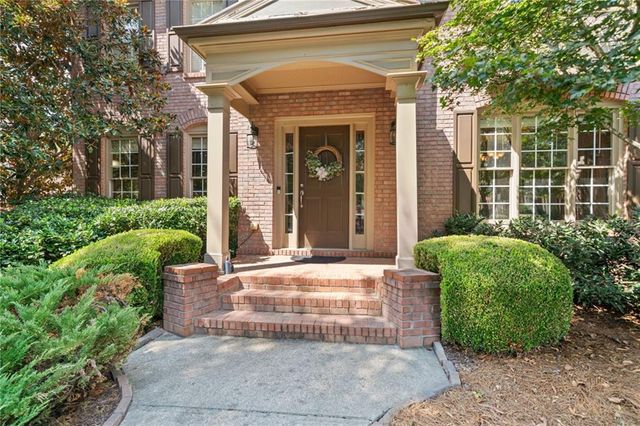 543 Grassmeade Way, Snellville, GA 30078