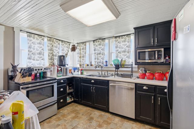 6013 Highway 41, N, Cedar Hill, TN 37032