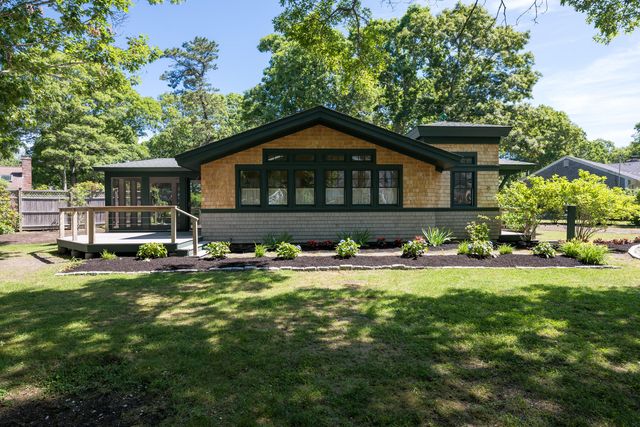 26 Cuttysark Road, East Falmouth, MA 02536