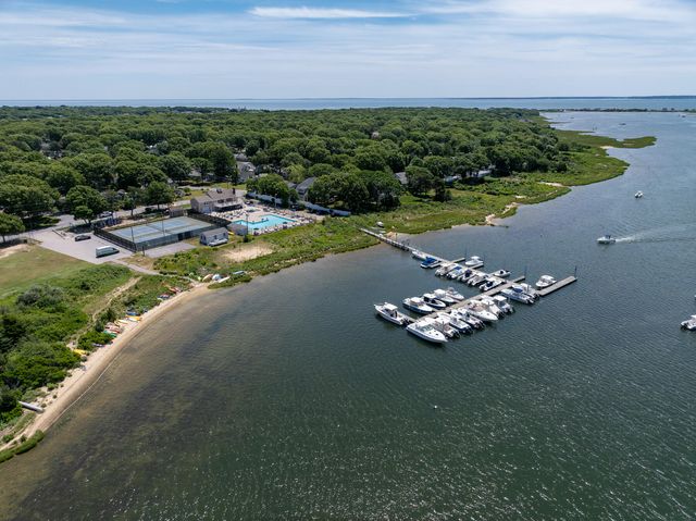 26 Cuttysark Road, East Falmouth, MA 02536