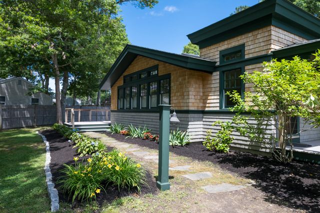 26 Cuttysark Road, East Falmouth, MA 02536