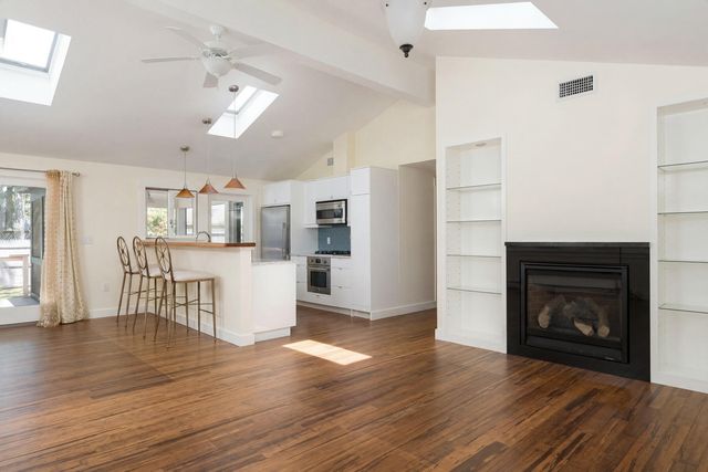 26 Cuttysark Road, East Falmouth, MA 02536