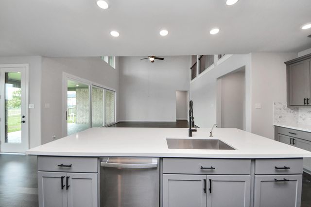 743 Corbin Crest Trail, La Porte, TX 77571