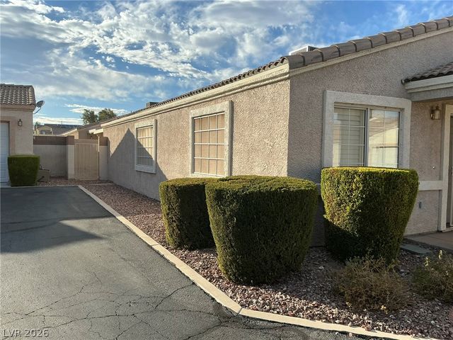 5115 Midnight Oil Drive, Las Vegas, NV 89122