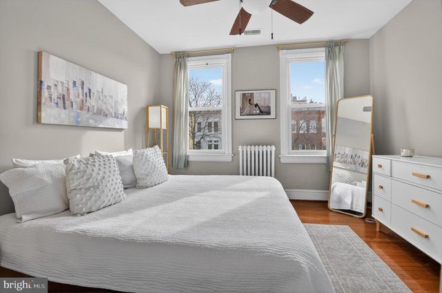 315 16TH ST SE, Washington, DC 20003