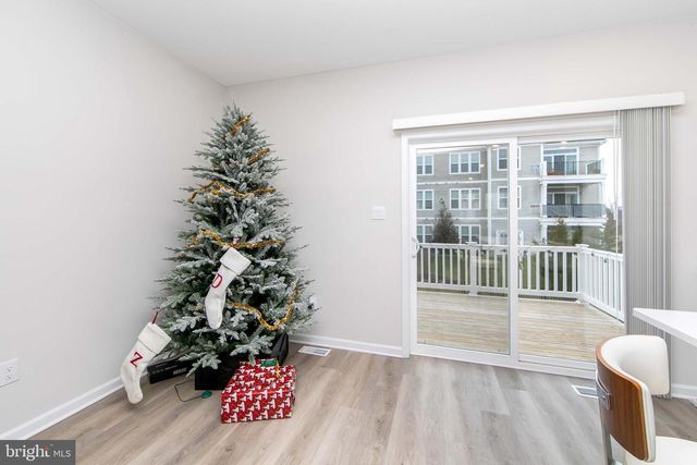 272 MACOUN WAY, Glassboro, NJ 08028