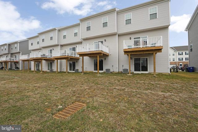 272 MACOUN WAY, Glassboro, NJ 08028