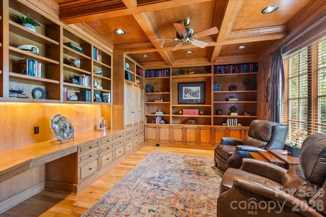 6 Jasmine Lane, Brevard, NC 28712