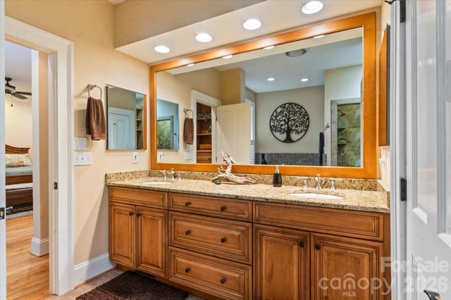 6 Jasmine Lane, Brevard, NC 28712