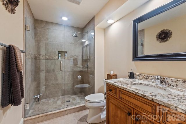 6 Jasmine Lane, Brevard, NC 28712