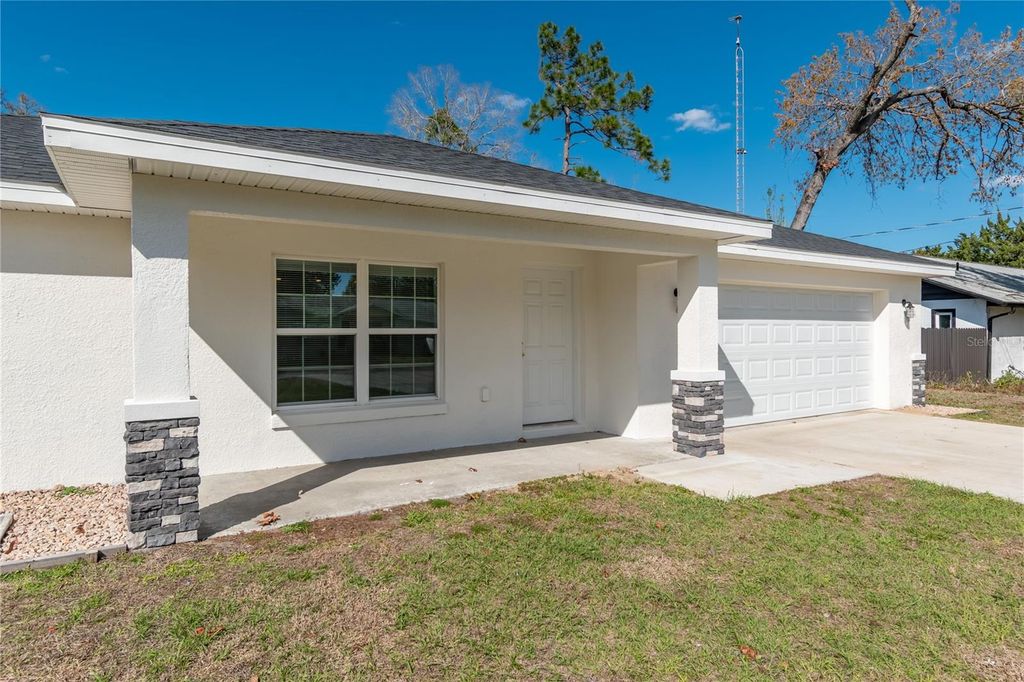 Image 2 of property listing at 9069 SE 156TH STREET, Summerfield, FL 34491