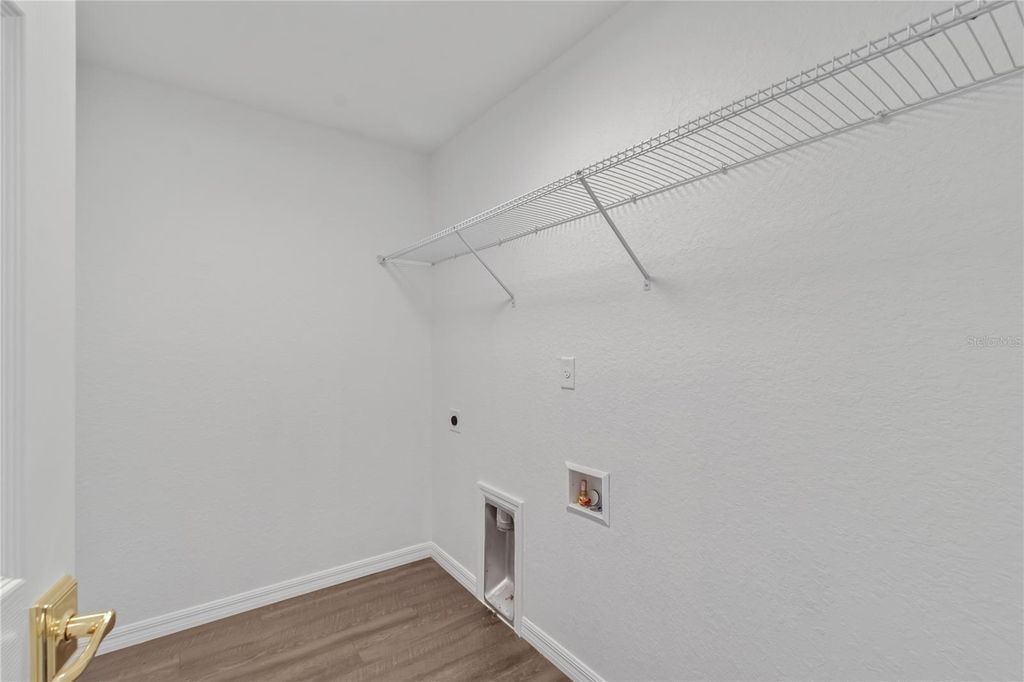 Image 27 of property listing at 9069 SE 156TH STREET, Summerfield, FL 34491