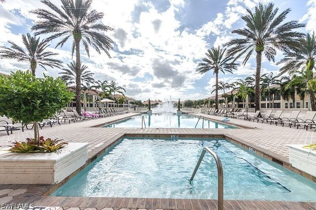538 Avellino Isles CIR 9201, Naples, FL 34119